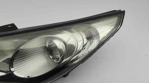 Foto 3ª: Faro Izquierdo Hyundai ix35 1.7 CRDI 116CV 85KW (2012)