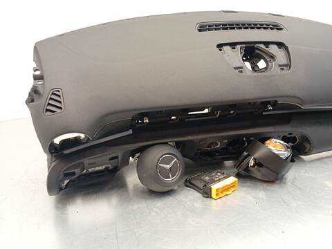 Foto 3ª: Kit Airbag Mercedes Clase A 140 A 180 MILD-HYBRID 177.084) 136CV 100KW [282814] (2024)