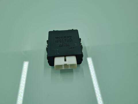 Foto 2ª: Centralita Motor ECU Lexus IS 220D 177CV 130KW (2008)