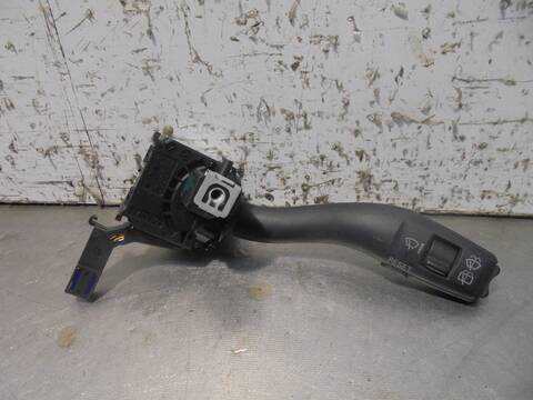 Foto 1ª: Mando Multifuncion Audi A3 1.9 TDI AMBIENTE 105CV 77KW [BLS] (2006)