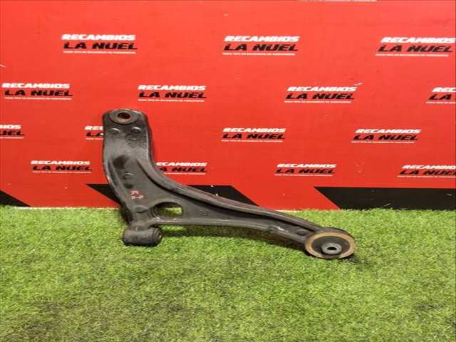 Foto 1ª: Brazo Suspension Delantero Derecho Renault Master 2.3 DCI 125 FWD FV0C FV0D FV0G FV0H FV0J FV0K) 125CV 92KW FURGONETA [M9T 670,M9T 672,M9T 676,M9T 678,M9T 680,M9T 870,M9] (2013)