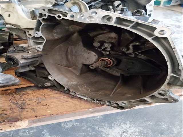 Foto 2ª: Caja Cambios Peugeot 207 1.6 D [D-9HP 9H06] (2010)