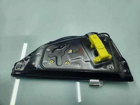 Elevalunas Manual Trasero Izquierdo Land Rover Freelander TD4 E 152CV 112KW