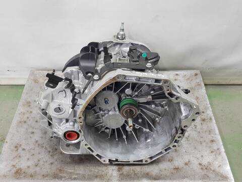 Caja Cambios Nissan NV300 L1H1 27T PRO FURGON