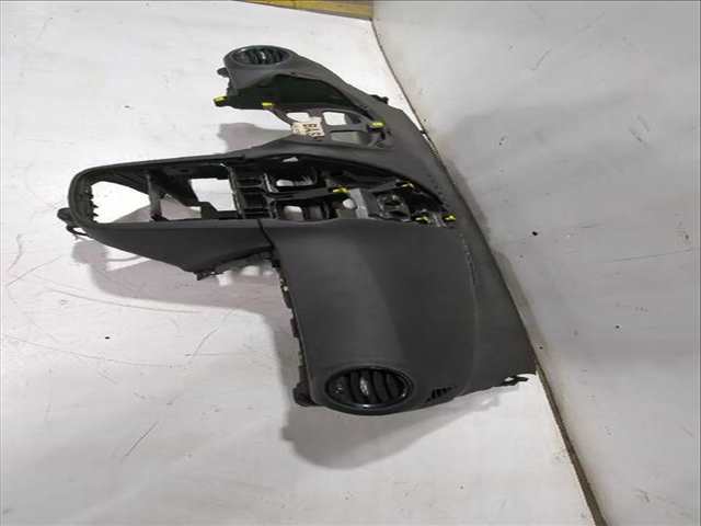 Foto 3ª: Salpicadero Opel Corsa 1.3 CDTI L08 L68) 75CV [A 13 DTC Z 13 DTJ] (2006)