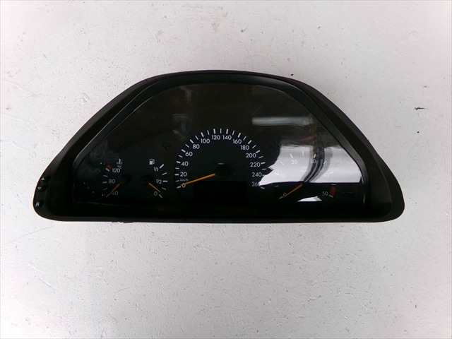 Cuadro de Instrumentos Mercedes Clase E 270 2.7 CDI W210,1999-2002