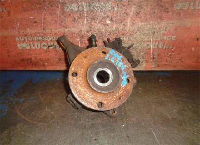 Mangueta Delantera Derecha Peugeot 206 1.6 CC [1.6 LTR. - 80 KW 16V CAT (NFU - TU5JP4)]