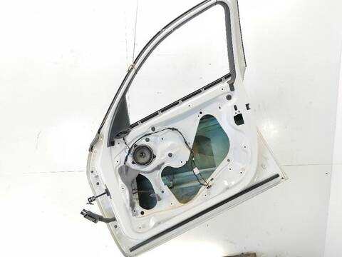 Foto 2ª: Puerta Delantera Derecha Bmw Serie 1 114 116 D [N47 D20 C] (2011)