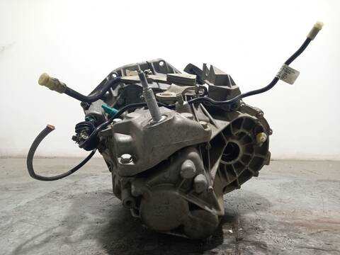 Foto 3ª: Caja Cambios Dacia Duster 1.5 DCI 109CV 80KW [K9K856] (2014)