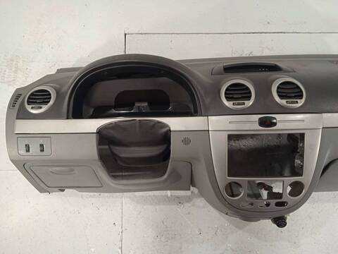 Foto 2ª: Salpicadero Chevrolet Lacetti 2.0 DIESEL CAT 121CV 89KW (2007)