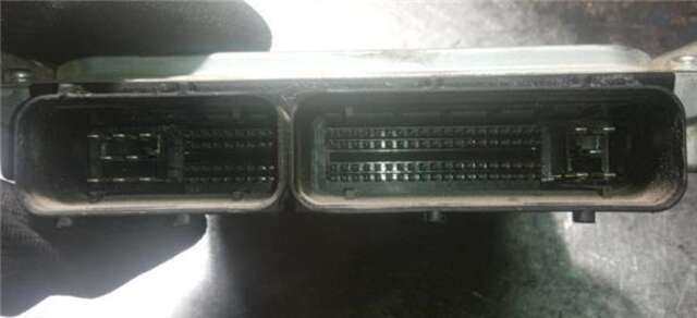 Foto 3ª: Centralita Motor ECU Nissan X-Trail 2.2 DCI (T30)(06.2001-_) [YD22DDTi]