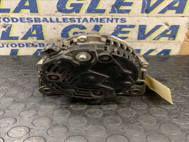 Foto 2ª: Alternador Volkswagen Transporter 2.400 DIESEL 78CV/57KW FURGON [AAB] (1996)