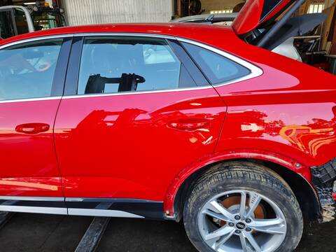 Foto 1ª: Puerta Trasera Izquierda Audi Q3 35 TDI 150CV 110KW [DTSB] (2021)