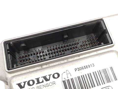 Foto 3ª: Centralita Airbag Volvo XC 90 D5 AWD 163CV 120KW [5244T] (2004)