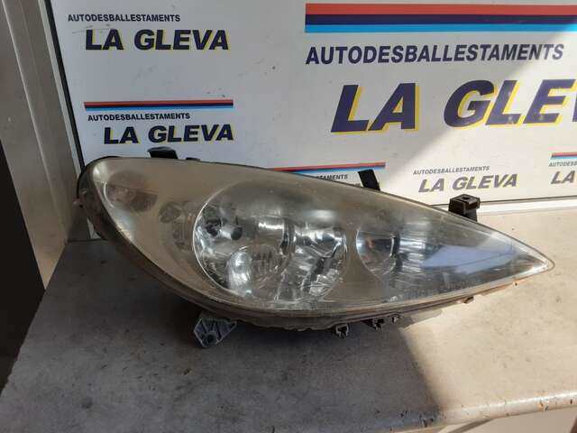 Foto 1ª: Faro Derecho Peugeot 307 2.0 HDI 90CV [RHY] (2002)