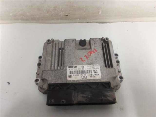Centralita Motor ECU Opel Astra 1.7 CDTI