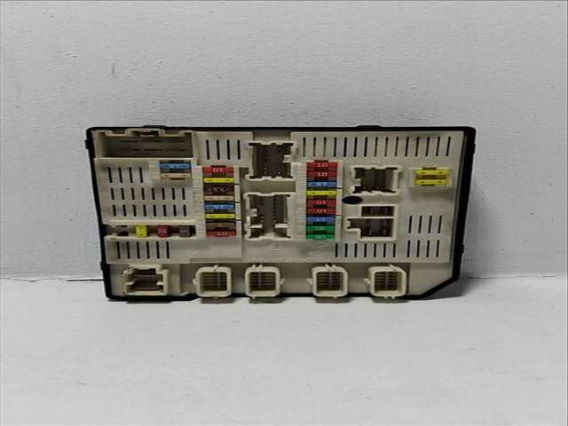Caja Reles Fusibles Renault Megane DYNAMIQUE 1 DCI DIESEL 131CV