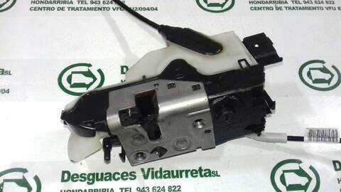 Foto 2ª: Cerradura Puerta Delantera Izquierda Peugeot 208 1.2 12V E-VTI 82CV 60KW [HM01] (2016)