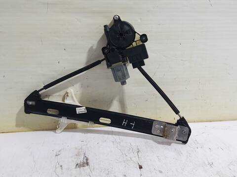 Elevalunas Manual Trasero Izquierdo Seat Ibiza ERENCE 95CV 70KW