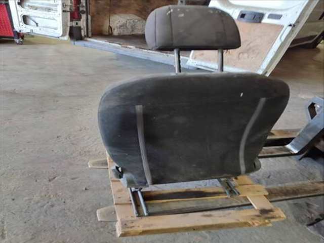 Foto 2ª: Asiento Delantero Izquierdo Peugeot Partner VERSION INDEFINIDA (2018)