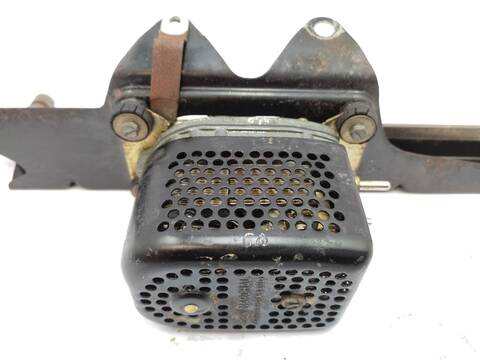 Foto 2ª: Motor Limpia Delantero Citroen Dyane 6 DYANE 6 30CV 22KW [M28] (1973)