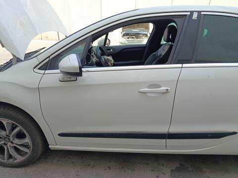 Puerta Delantera Izquierda Citroen DS4 5F01