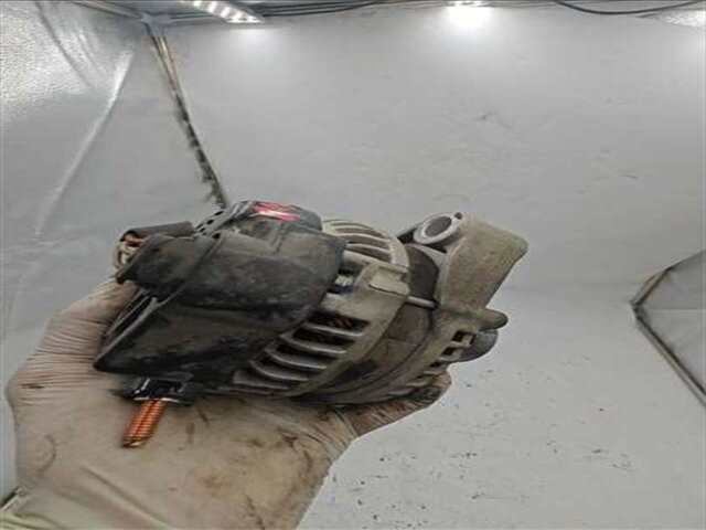 Foto 2ª: Alternador Jaguar S Type 2.7 V6 DIESEL CLASSIC [2.7 LTR. - 152 KW V6 DIESEL CAT] (2002 _) [D/7G]