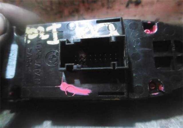 Foto 2ª: Botonera Elevalunas Bmw Serie 1 114 2.0 118D [2.0 LTR. - 90 KW 16V DIESEL CAT] [M47N 204 D4]