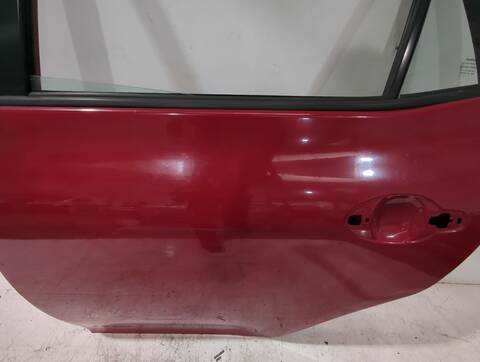 Foto 2ª: Puerta Trasera Izquierda Toyota Auris 1.33 DUAL-VVTI NRE150_) 101CV 74KW [1NR-FE] (2010)
