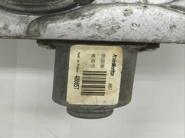 Foto 4ª: Elevalunas Eléctrico Delantero Derecho Renault Clio CONFORT DYNAMIQUE 106CV 78KW [K9K N7] (2005)