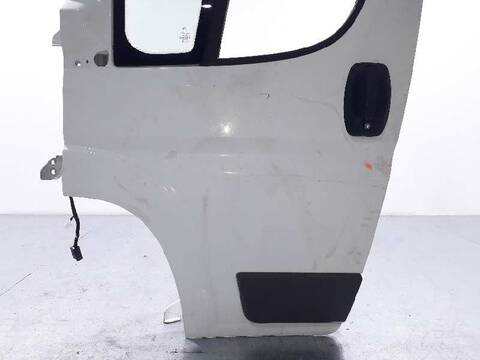 Foto 2ª: Puerta Delantera Izquierda Citroen Jumper 2.0 BLUE-HDI FAP CAT 130CV 96KW (2016)