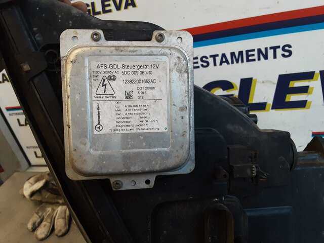 Foto 2ª: Faro Derecho Mercedes Clase ML 230 3.0 V6 24V CDI 190CV [642940] (2008)