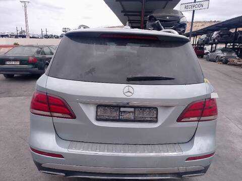 Portón Mercedes Clase GLE 350 3.0 D 258CV 190KW AUT. W166) D 4-MATIC 166.024)