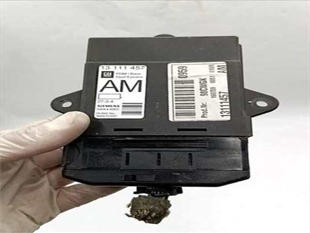 Centralita Motor ECU Opel Vectra 2.0 COMFORT [2.0 LTR. - 74 KW DTI]