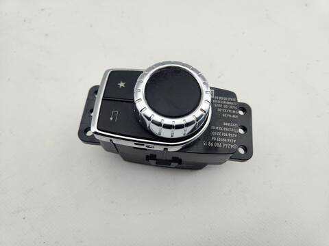 Foto 3ª: Mando Multifuncion Mercedes Clase G 230 GLA 200 CDI 156.908) 136CV 100KW [651930] (2015)