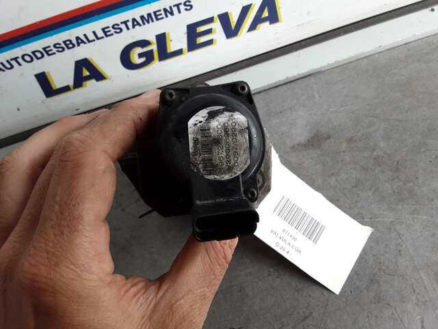 Foto 2ª: Valvula EGR Citroen C4 1.600 HDI90CV/66KW [9HX] (2005)