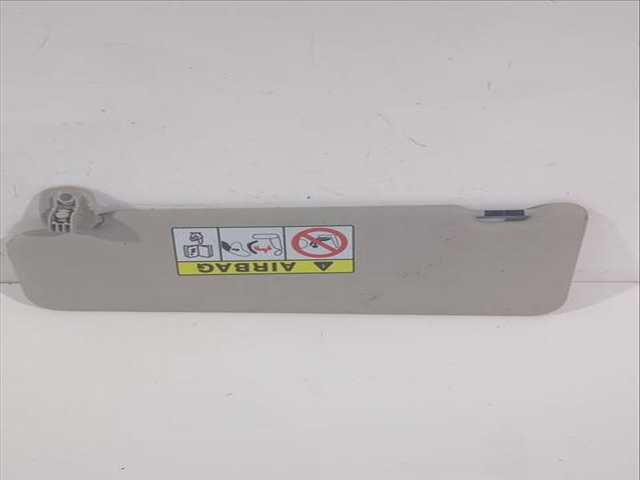 Foto 3ª: Parasol Derecho Dacia Duster 1.0 TCE 90 91CV 67KW [H4D 470] (2023)