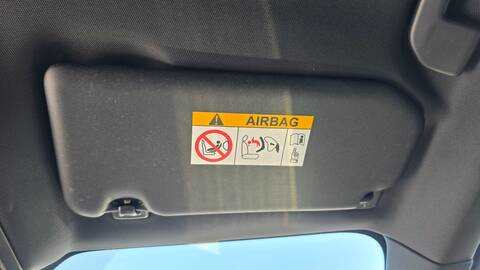 Parasol Derecho Peugeot 5008 GT LINE 131CV 96KW
