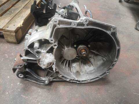 Foto 2ª: Caja Cambios Ford Focus G8DB BERLINA (2010)