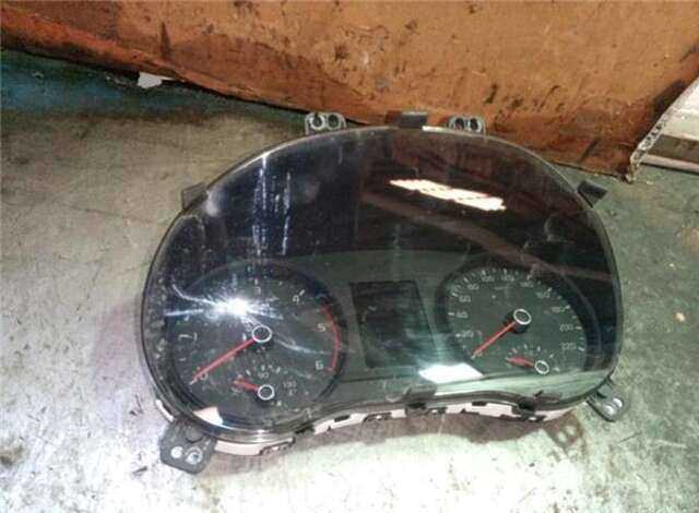 Foto 2ª: Cuadro de Instrumentos Kia Stonic 1.6 BUSINESS [1.6 LTR. - 81 KW CRDI CAT] [D4FB]