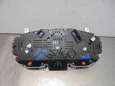 Foto 4ª: Cuadro de Instrumentos Kia Sorento ACTIVE 4WD 197CV 145KW [D4HB] (2011)