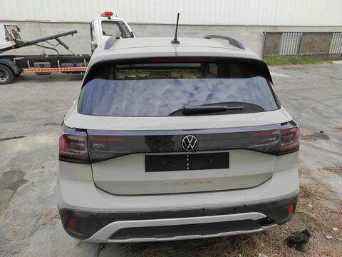 Foto 1ª: Portón Volkswagen T-Cross DUSA (2025)