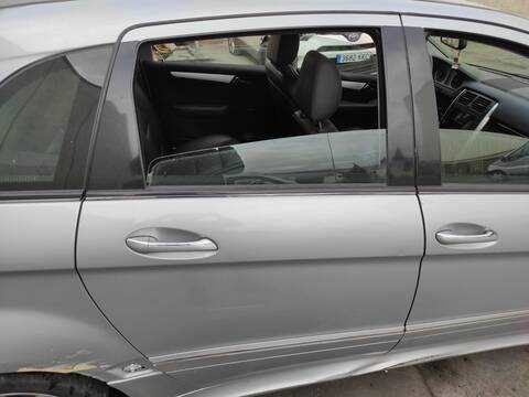 Puerta Trasera Derecha Mercedes Clase B 150 640941