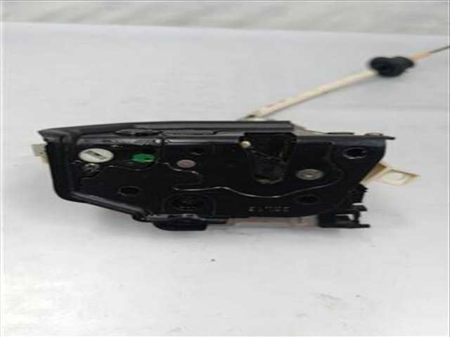 Foto 3ª: Cerradura Puerta Trasera Izquierda Audi Q5 2.0 TDI QUATTRO 177CV 130KW [CGLC,CMGB] (2013)