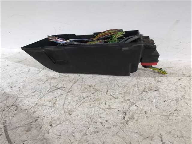 Foto 2ª: Caja Reles Fusibles Citroen Xsara 1.6 HDI PICASSO 90CV 66KW [9HX (DV6ATED4)] (2007)