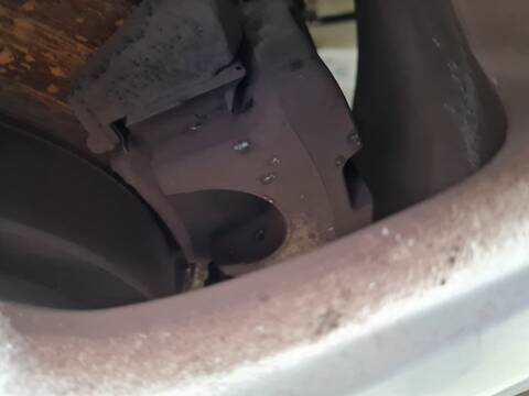 Pinza Freno Trasera Izquierdo Toyota Rav4 EXECUTIVE 136CV 100KW
