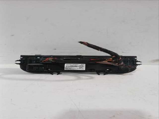 Foto 3ª: Mando Calefacción A. A. Volkswagen T-Roc 1.6 TDI 115CV [DGTE] (2017)