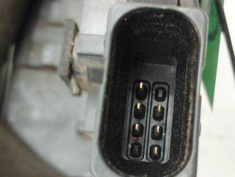 Foto 4ª: Cerradura Puerta Trasera Izquierda Fiat Punto DYNAMIC 75CV 55KW [199A9000] (2013)