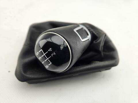 Palanca de Cambio Volkswagen Polo ADVANCE 95CV 70KW