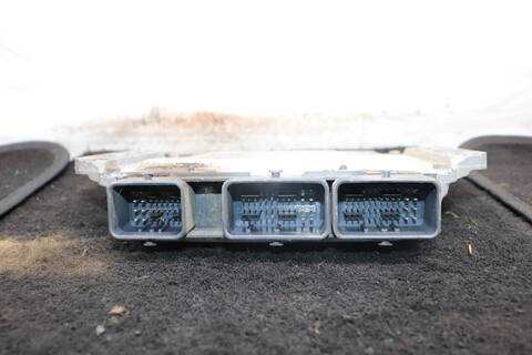 Foto 2ª: Centralita Motor ECU Renault Megane AUTHENTIQUE GRANDTOUR 113CV 83KW (2003)